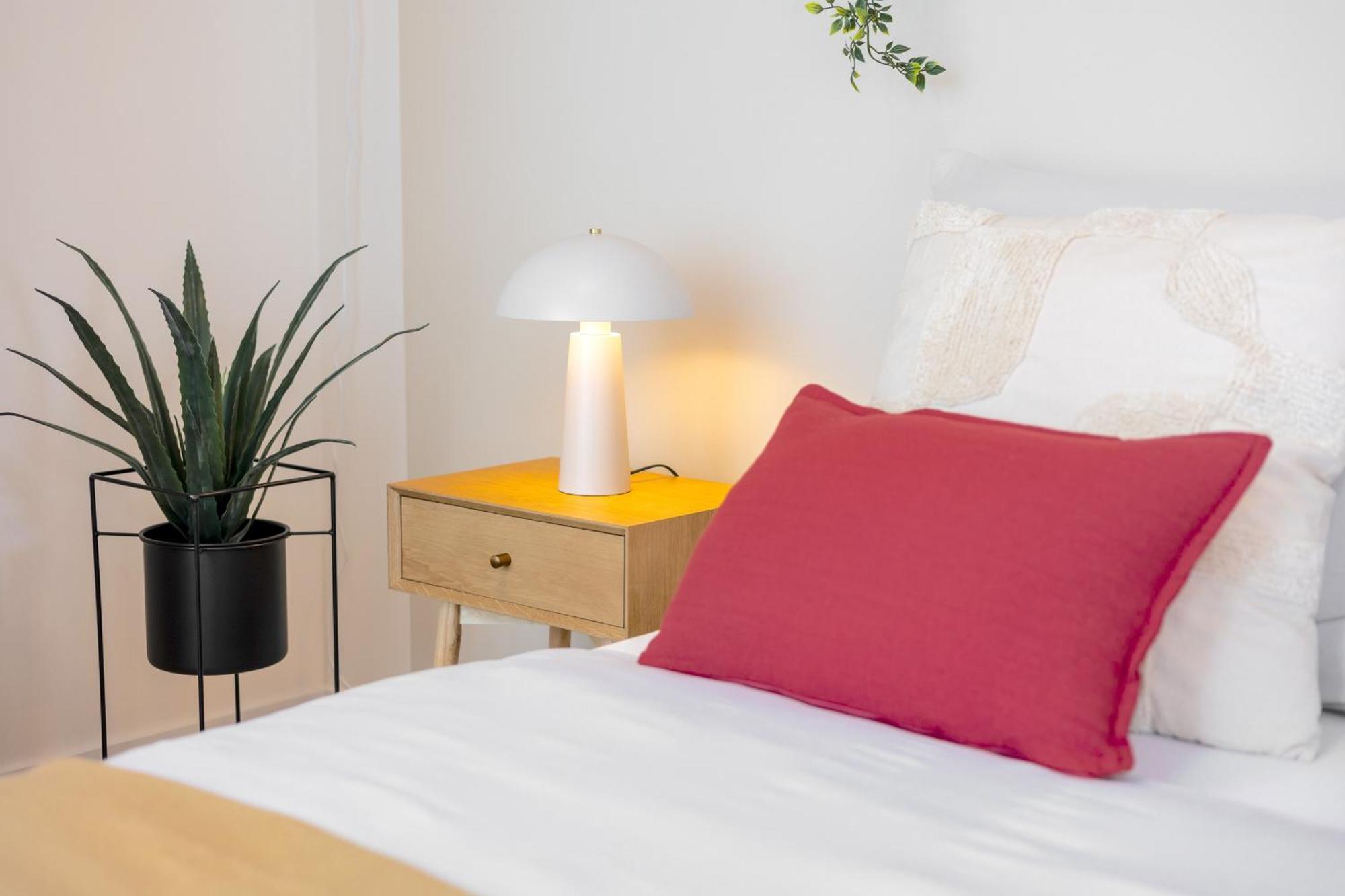 Bright 2Br - 4Th Floor, Balcony, Free Parking By Gravity Prague Daire Dış mekan fotoğraf