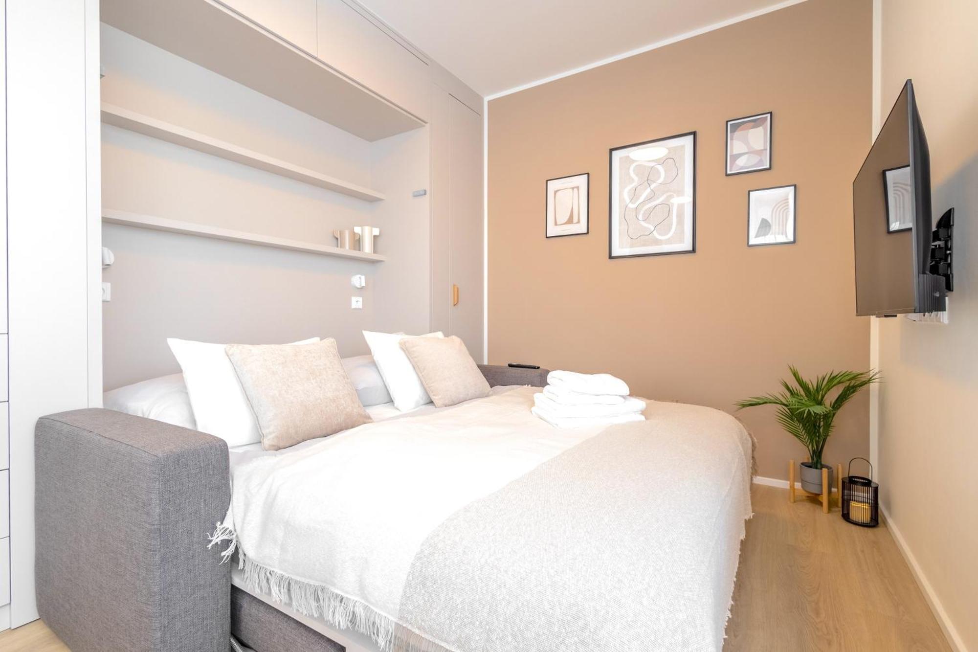 Bright 2Br - 4Th Floor, Balcony, Free Parking By Gravity Prague Daire Dış mekan fotoğraf